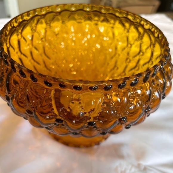 Vintage Quilted Diamond Cut Amber  Ruffled Rim Hurricane Lamp Shade Sconce - Picture 5 of 5